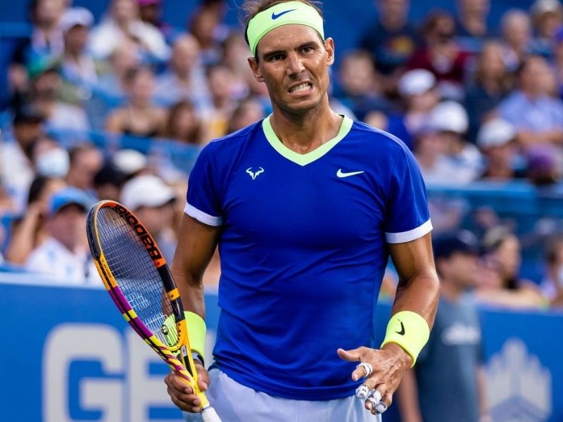 Tenista Rafael Nadal continua sem previsão de volta às quadras