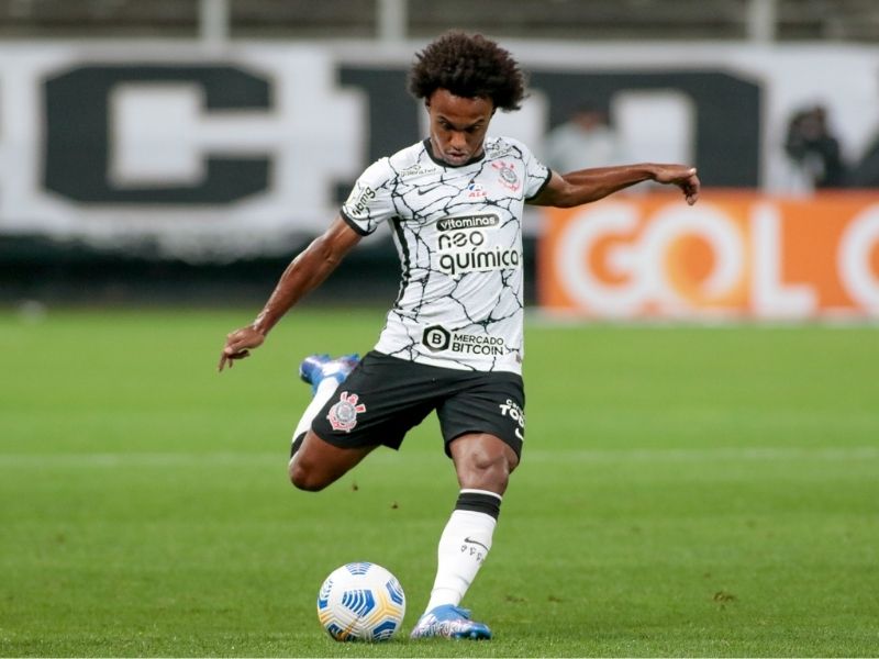 Corinthians recebe Flu em casa, hoje à noite, com reforço de Willian