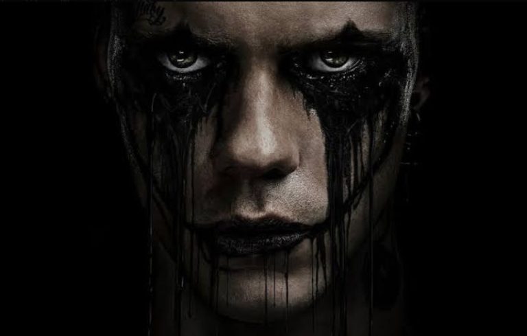 O Corvo: Remake do filme de 94 é sem vida e enfadonha, porém tolerável