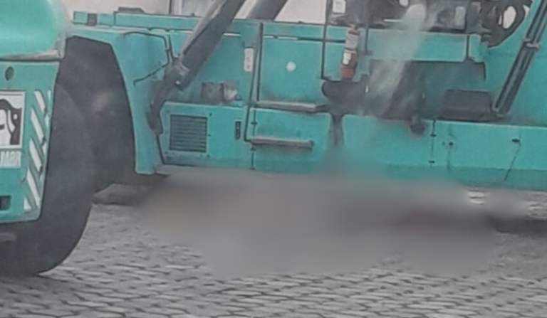 Trabalhador morre ao ser esmagado por empilhadeira em Manaus