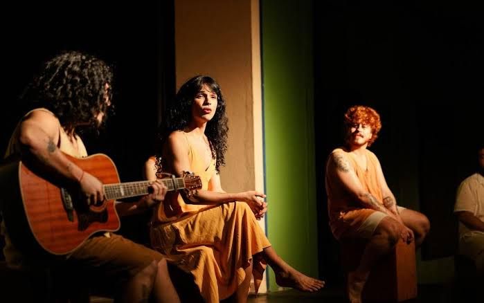 Ateliê 23 apresenta espetáculo ‘Da Silva’ no Teatro Gebes Medeiros