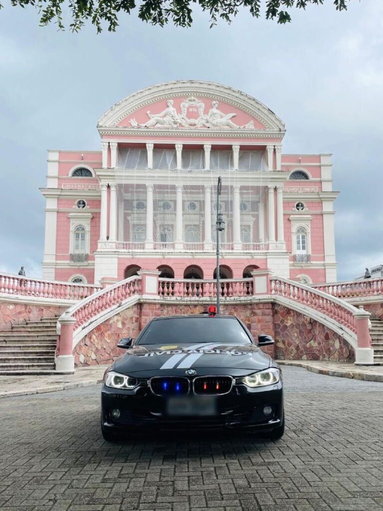PC-AM recebe BMW blindado apreendido em ação contra o tráfico