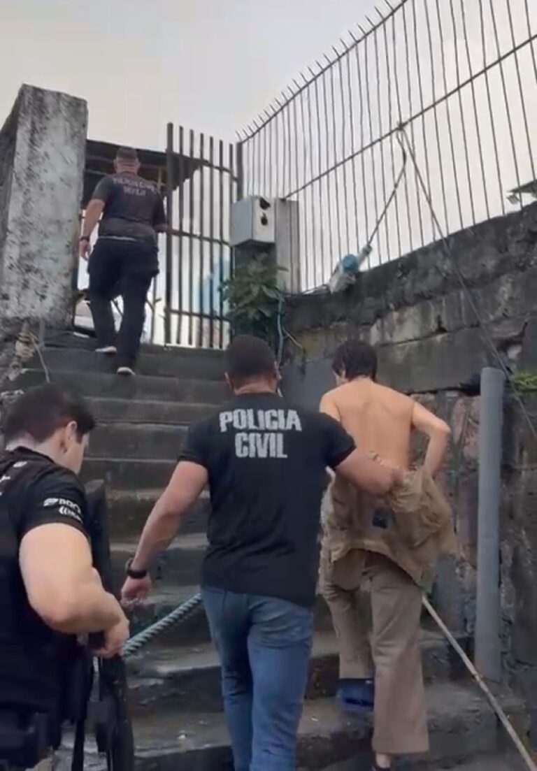 Homem é preso por racismo e pedofilia após invadir sinagoga em Manaus