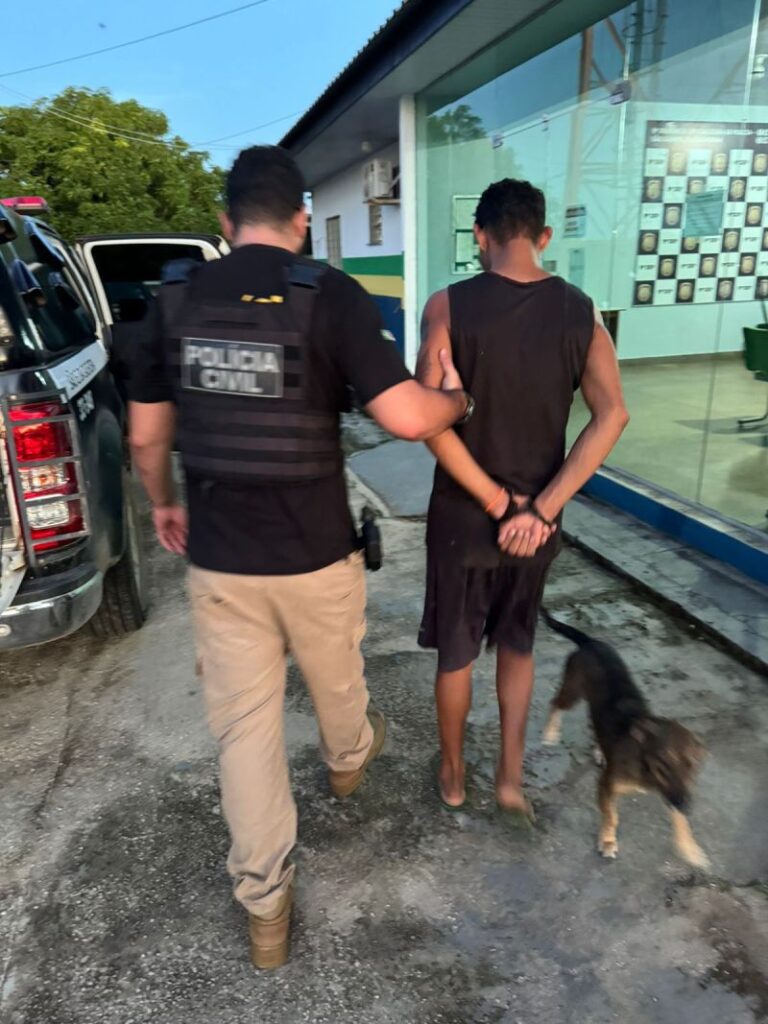 Filho é preso por agredir pai idoso com pedaço de madeira no AM